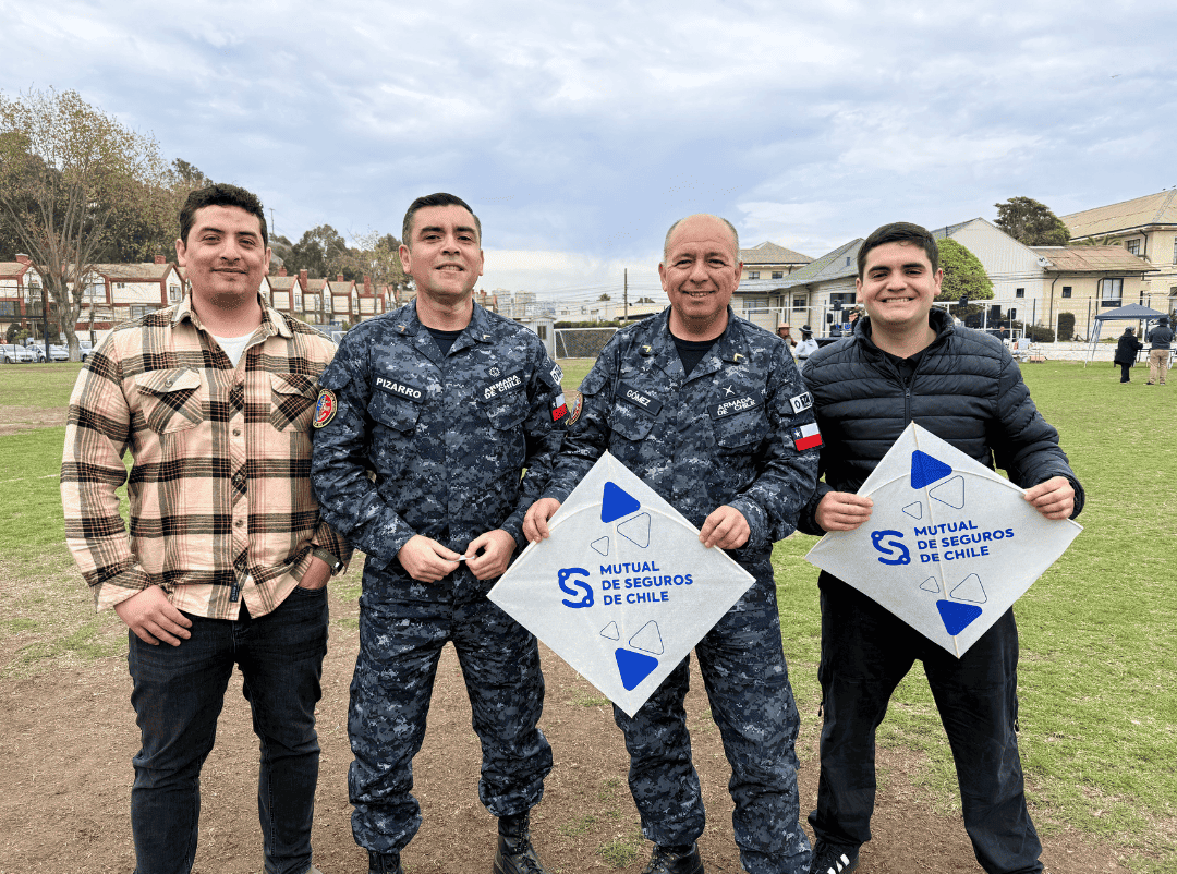 Mutual de Seguros celebró las Fiestas Patrias junto a la comunidad naval en Las Salinas