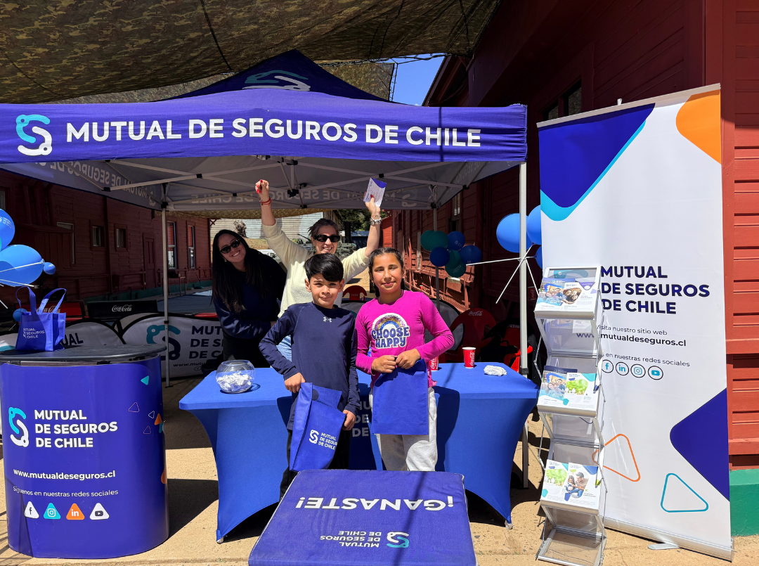 Presentes en la celebración del Día de la Familia Naval en Las Salinas